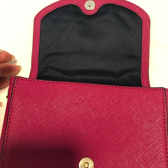 Juicy couture with beautiful Jim Detail, and gold strap, canvas, hot pink - Picture 5 of 9